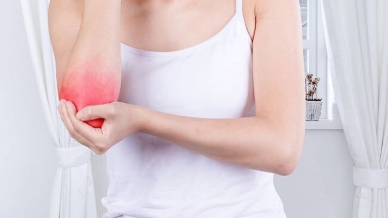 Tắm nước nóng có thể giúp giảm mệt mỏi và đau nhức cơ bắp