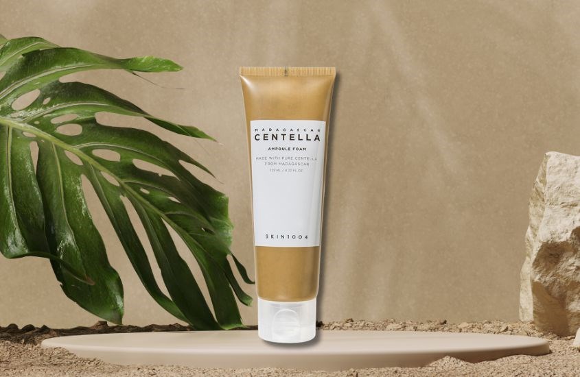 Sữa rửa mặt chiết xuất Rau Má Skin1004 Madagascar Centella Ampoule Foam 125 ml