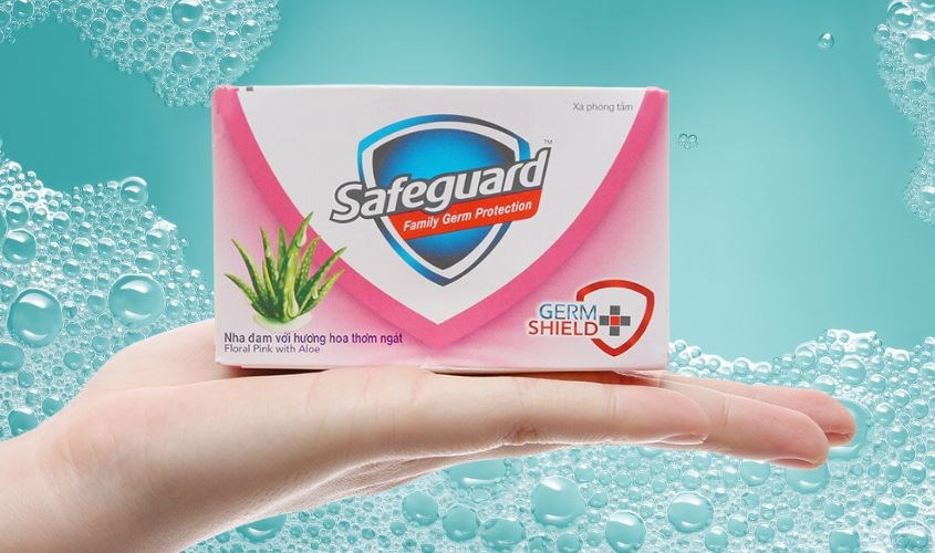Xà bông cục Safeguard nha đam diệt khuẩn hương hoa thơm ngát 130g