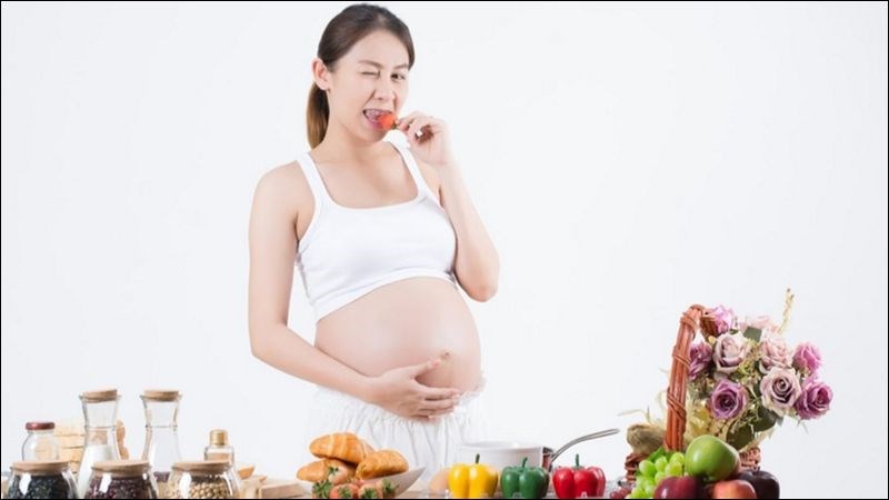 Ăn quá nhiều trong thai kỳ khiến trẻ sinh ra có nguy cơ béo phì