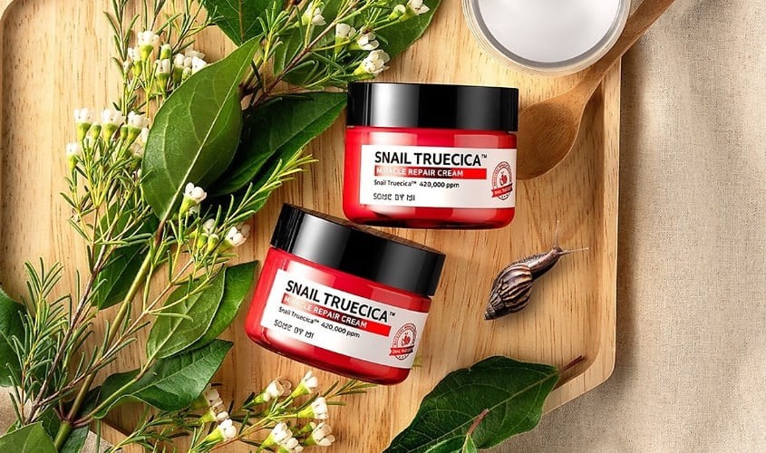 Kem dưỡng phục hồi da mờ thâm sẹo chiết xuất Ốc Sên Some By Mi Truecica Miracle Repair 60g