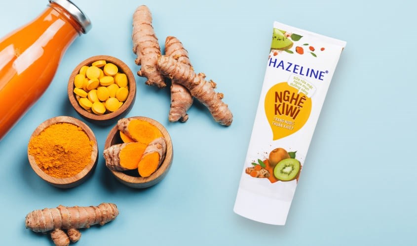 Sữa rửa mặt nghệ kiwi Hazeline