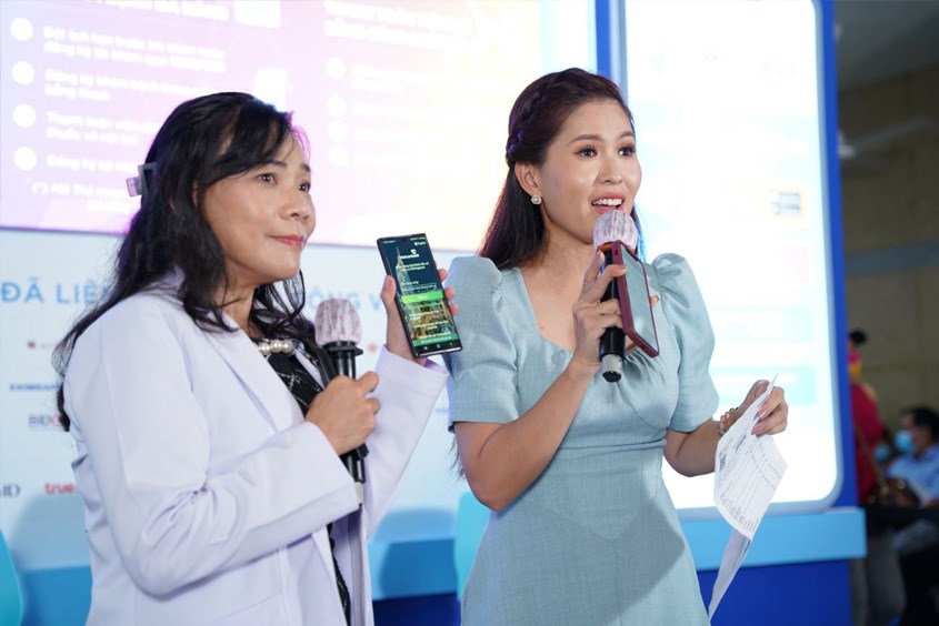 Bác sĩ Đặng Thị Kim Huyên đạt được nhiều thành tựu trong quá trình công tác Bác sĩ Đặng Thị Kim Huyên đạt được nhiều thành tựu trong quá trình công tác