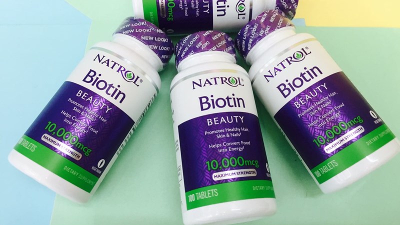 Viên uống mọc tóc Natrol Biotin 10,000 mcg chỉ nên dùng cho người trên 12 tuổi