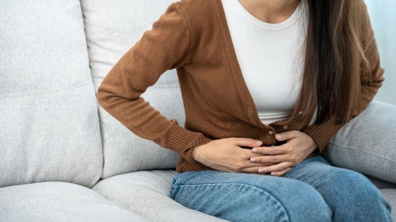 Viêm ruột kết có thể gây đau bụng dưới
