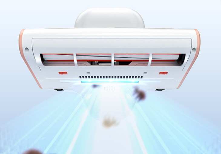 Máy hút bụi đệm giường Uwant M300 được tích hợp đèn diệt khuẩn bằng tia UV giúp bảo vệ sức khỏe cho người dùng