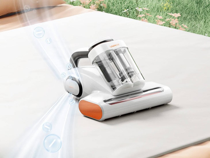 Máy hút bụi đệm giường Uwant M300 hoạt động với công suất 500W, lực hút tối đa 13000PA, giúp bạn loại bỏ bụi bẩn nhanh chóng