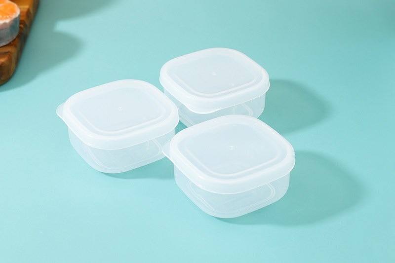 Bộ 3 hộp đựng thực phẩm nhựa 120 ml Nakaya K429 sở hữu thiết kế nhỏ nhắn