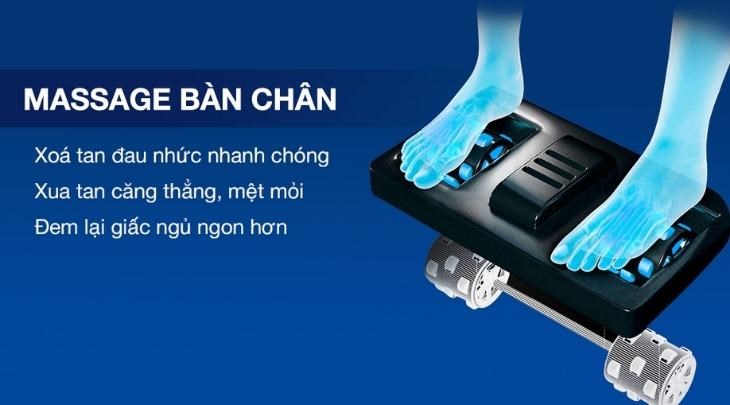 Ghế massage toàn thân Fuji Care FC 379 sở hữu con lăn thông minh dưới lòng bàn chân giúp giảm đau hiệu quả