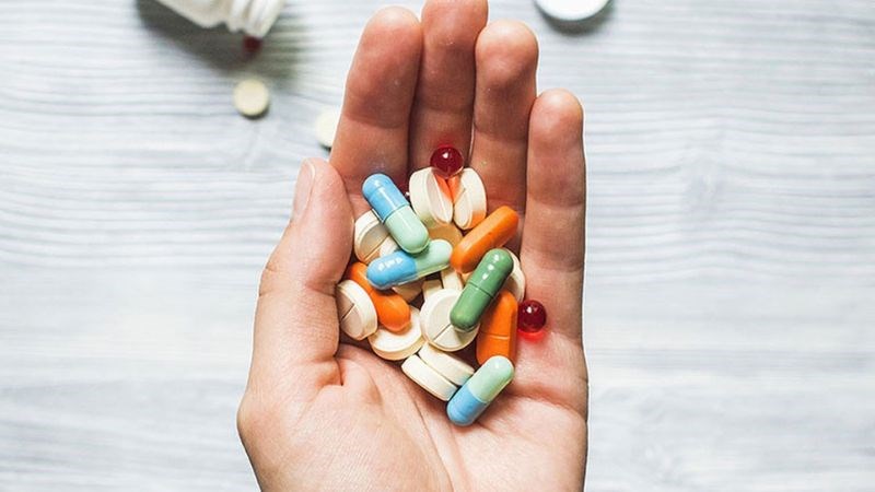 Tác dụng phụ của một số thuốc là nguyên nhân gây tiểu đêm