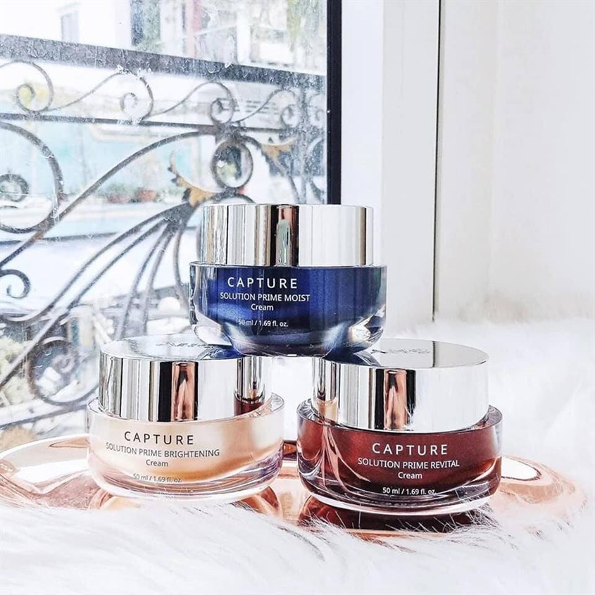 Kem dưỡng AHC Capture Moist Solution Max Cream Kem dưỡng AHC Capture Moist Solution Max Cream