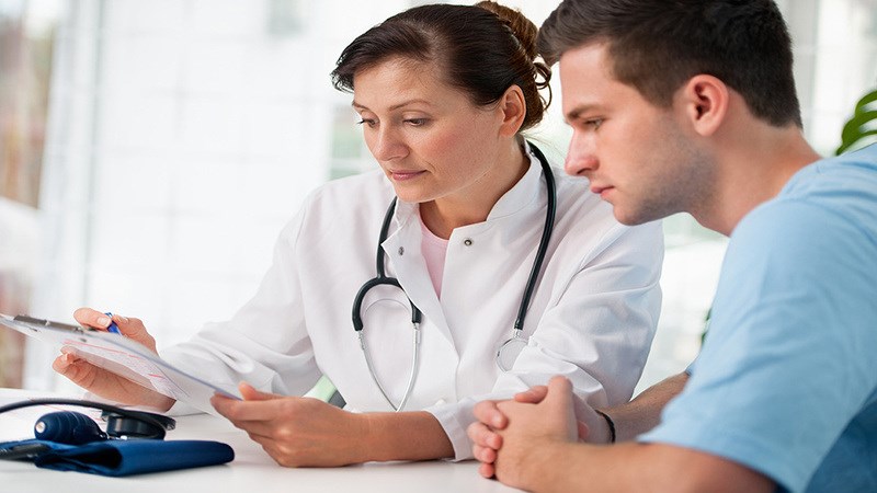 Đi khám ngay nếu có các dấu hiệu của vô sinh