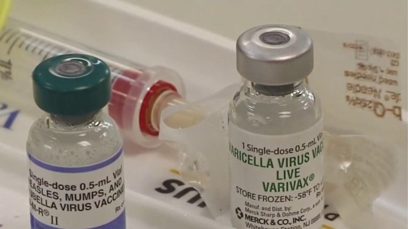 Người chưa có miễn dịch nên được tiêm phòng vaccine