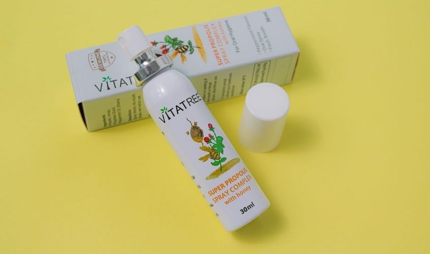 Xịt họng Keo Ong Vitatree