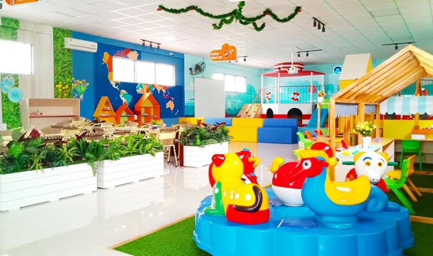 Kids Zone nổi tiếng là khu vui chơi có thiết kế an toàn, sạch sẽ