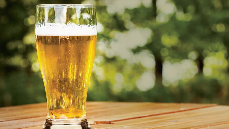 Uống bia nhẹ có lợi cho cơ thể hơn bia thông thường