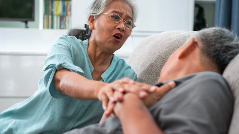 Đột quỵ làm ảnh hưởng đến việc kiểm soát cơ vòng bàng quang gây rối loạn quá trình đi tiểu Đột quỵ làm ảnh hưởng đến việc kiểm soát cơ vòng bàng quang gây rối loạn quá trình đi tiểu