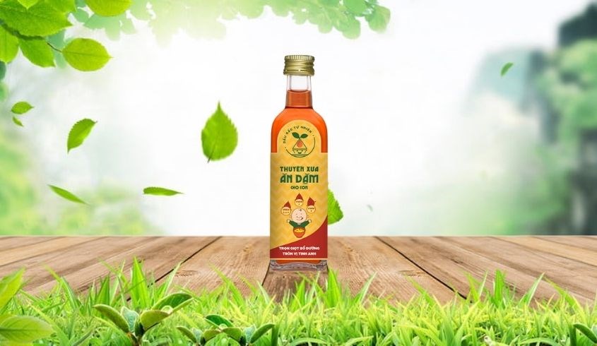 Dầu gấc tự nhiên Thuyền Xưa ăn dặm cho bé chai 65 ml (từ 6 tháng)