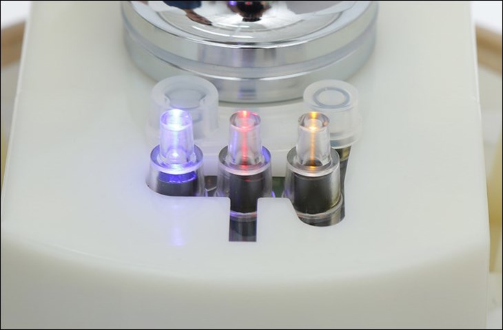 Máy lọc nước UF Stiebel Eltron Fountain 7S 1 lõi có khả năng tự động báo thay lõi giúp người dùng nhận biết và thay thế lõi lọc kịp thời