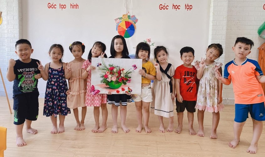 Trường mầm non song ngữ và năng khiếu Vườn Ươm Trí Tuệ Trường mầm non song ngữ và năng khiếu Vườn Ươm Trí Tuệ