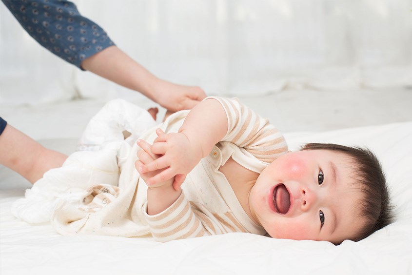 Trẻ có thể bị nổi mề đay khi dị ứng với vitamin nhóm B