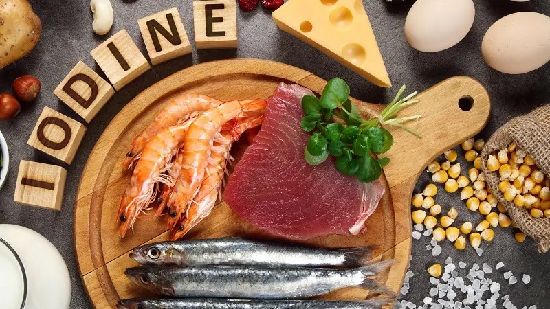 Ăn các thực phẩm giàu iod giúp phòng ngừa bướu cổ hiệu quả