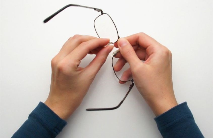 Điều chỉnh đệm mũi cho phù hợp với khuôn mặt