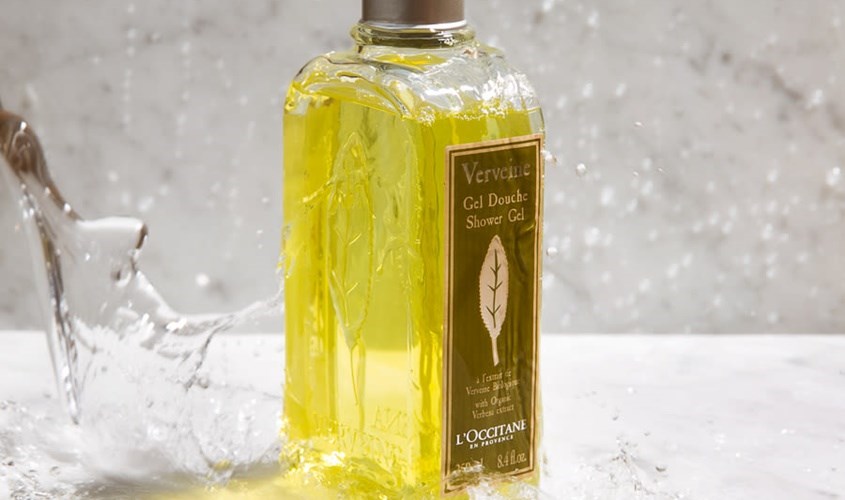 Nên chọn sữa tắm có kết cấu nhẹ và an toàn với da của bạn