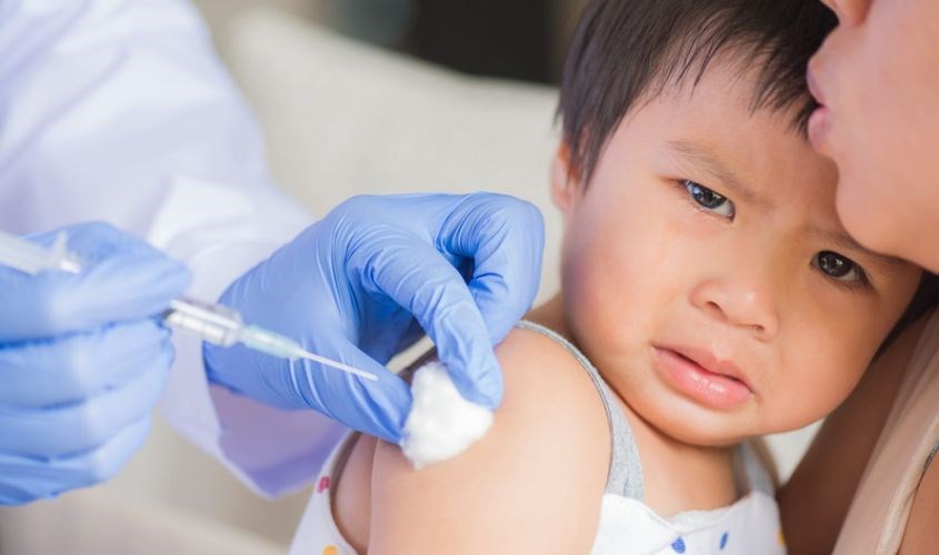 Tiêm phòng dại cho trẻ em có hại không và nên tiêm mũi gì?