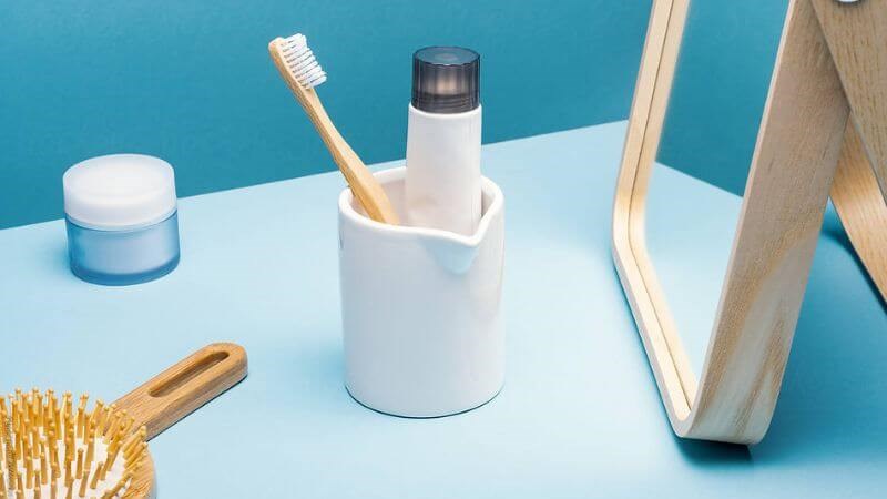 Bệnh lây qua đường trung gian do sử dụng chung đồ dùng cá nhân