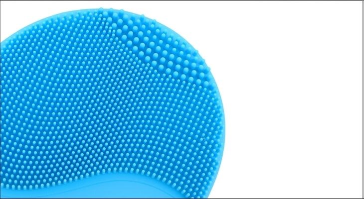 Máy rửa mặt Bibury BBR01-01  làm sạch đến từng lỗ chân lông với những sợi lông Silicone