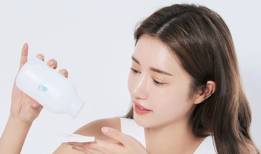 Sử dụng các sản phẩm cấp ẩm cho da