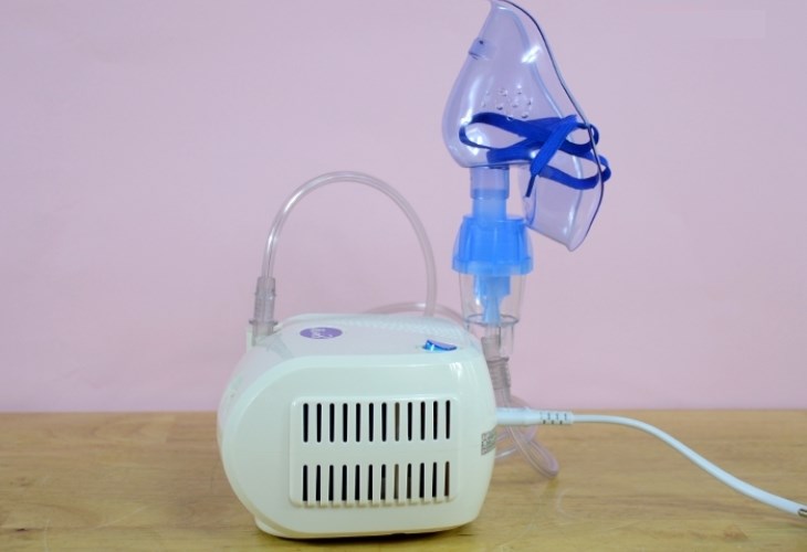 Máy xông khí dung có cơ chế tự động tắt khi cạn dung dịch, vừa an toàn cho người dùng, vừa đảm bảo tuổi thọ cho thiết bị