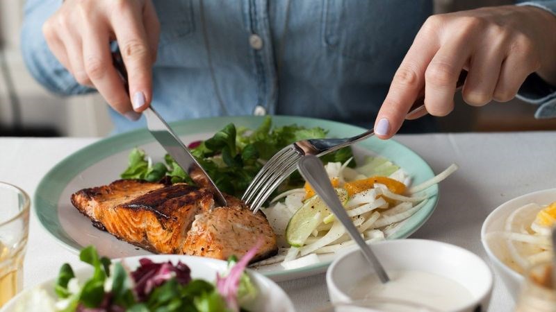 Một chế độ ăn uống lành mạnh sẽ cải thiện tình trạng yếu sinh lý