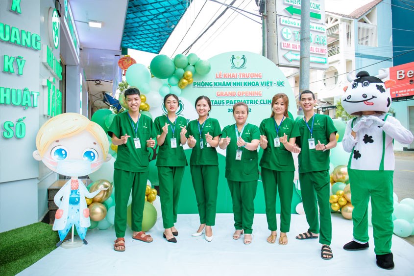 Hình ảnh khai trương Phòng khám nhi khoa Việt Úc