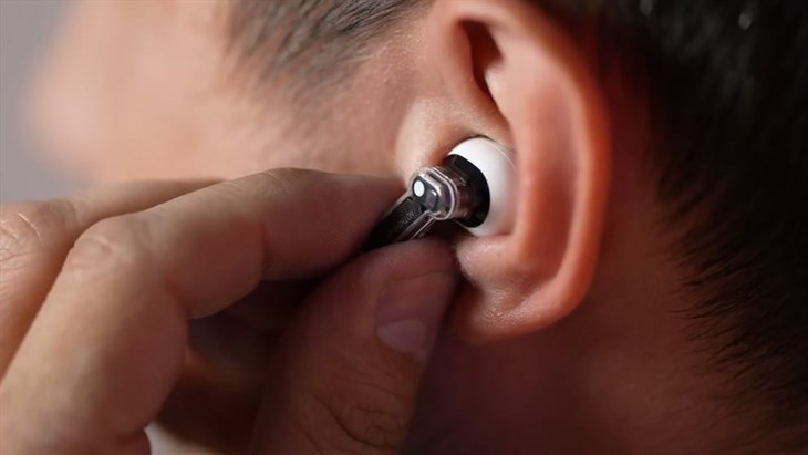 Nothing Ear (2) đem đến chất âm ấn tượng nhờ vào driver 11.6mm và thiết kế buồng kép Nothing Ear (2) đem đến chất âm ấn tượng nhờ vào driver 11.6mm và thiết kế buồng kép