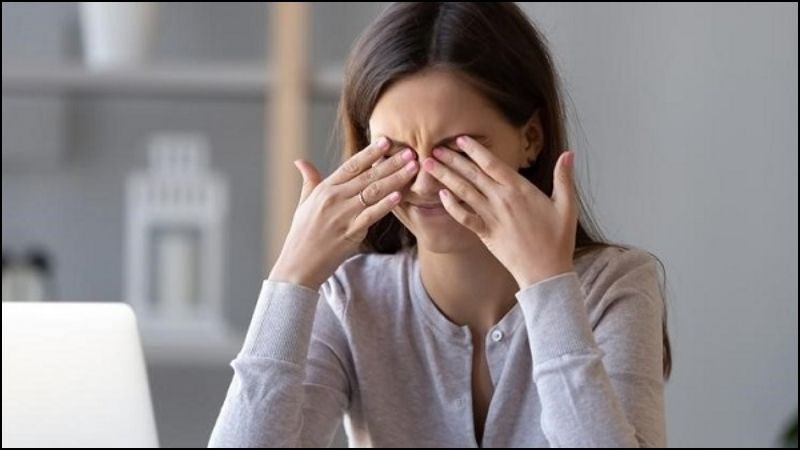 Ngứa kh&oacute;e mắt c&oacute; thể dễ d&agrave;ng ph&ograve;ng tr&aacute;nh ngay tại nh&agrave;