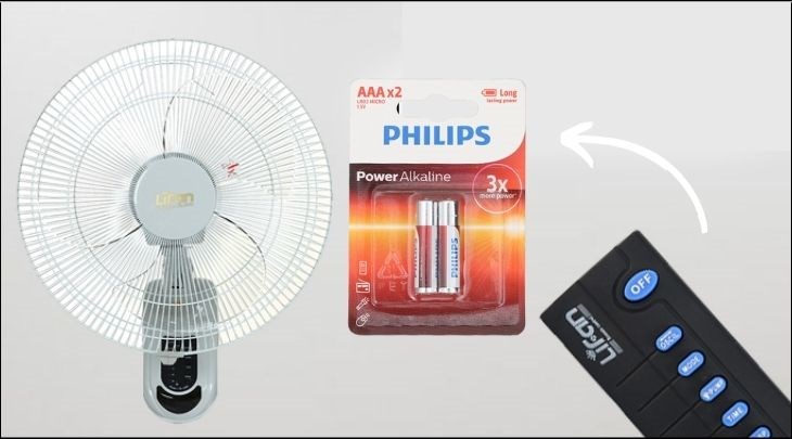 Bạn có thể chọn mua Pin AAA 2 viên Alkaline Philips LR03P2B 1.5V để thuận tiện thay pin cho remote ngay khi pin vừa hết, tiện dụng