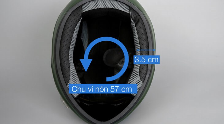 Cần chọn mũ bảo hiểm có size phù hợp Bạn nên chọn mũ bảo hiểm fullface có kích thước phù hợp với vùng đầu để bảo vệ tối đa khi di chuyển trên đường