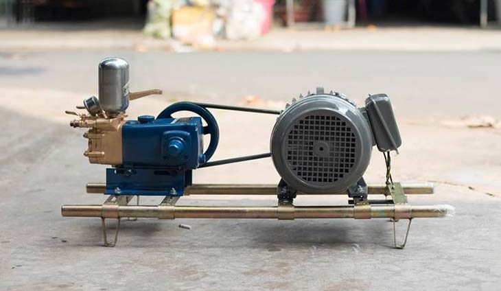 Máy rửa xe dây đai có cấu tạo đơn giản và giá thành rẻ Máy rửa xe dây đai có cấu tạo đơn giản và giá thành rẻ