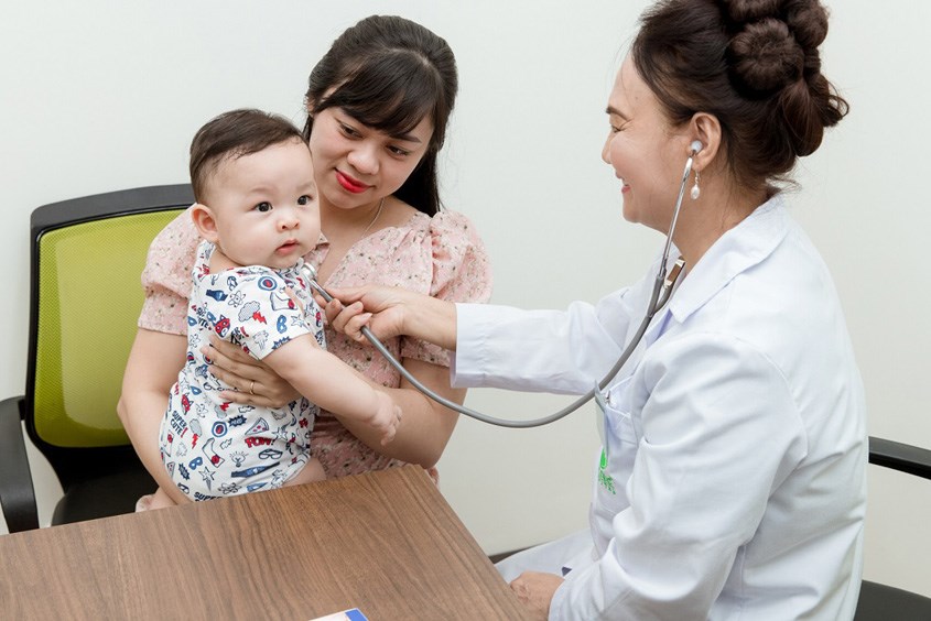 Chọn được bác sĩ nhi giỏi ở Nam Định giúp bố mẹ an tâm hơn
