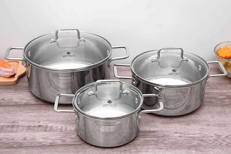 Bộ 3 nồi inox 3 đáy Elmich Trimax XR EL-3843 có đáy nồi 3 lớp dày dặn, bắt từ tốt, truyền nhiệt nhanh và đều
