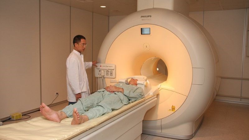 Chụp MRI giúp kiểm tra các mạch máu trong và gần gan