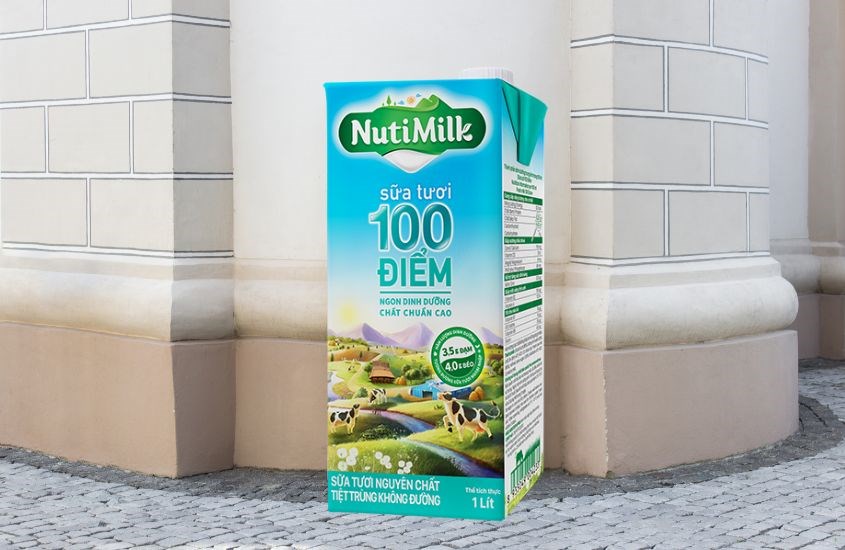 Lốc 4 hộp sữa tươi Nutimilk 100 điểm không đường 180 ml (từ 1 tuổi)