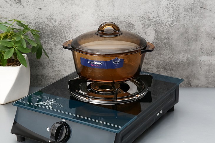 Nồi thủy tinh nắp thủy tinh 19 cm Luminarc Amberline Granite 1.5 lít hoàn toàn có thể dùng được trên các dòng bếp ga