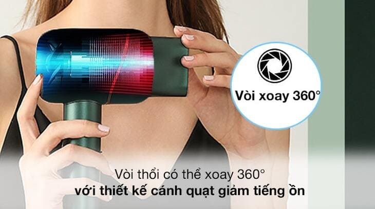 Máy sấy tóc này được thiết kế cánh quạt giảm tiếng ồn, giúp hạn chế ảnh hưởng đến bản thân mọi người xung quanh