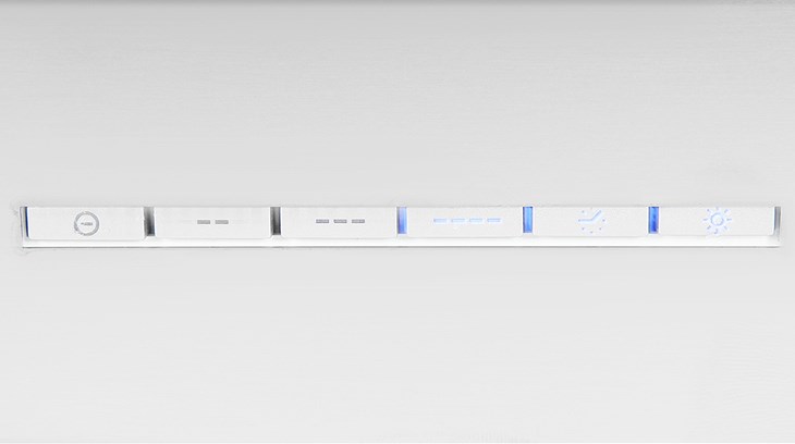 Máy hút mùi áp tường Smeg KBT600XE (536.84.433) sở hữu điều khiển dạng nút nhấn dễ thao tác ngay cả với người lớn tuổi
