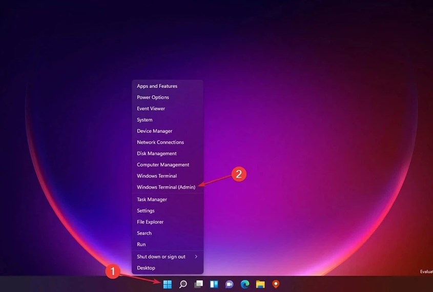 Bạn hãy nhấn vào nút Start trên thanh Taskbar và tìm Windows PowerShell và click chạy.