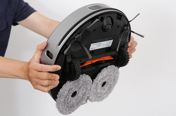 Robot hút bụi lau nhà Uwant U200 có kiểu dáng nhỏ gọn, tiện di chuyển đến nhiều vị trí khác nhau