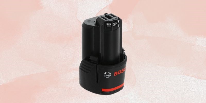 Pin GBA Bosch 12V 3.0 Ah có kiểu dáng nhỏ gọn với khối lượng chỉ 0.125kg